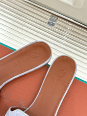 FLAT SANDALS IN GREY SUEDE AND LAMBSKIN