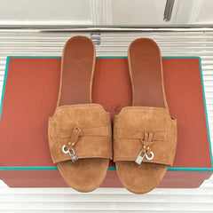 FLAT SANDALS IN BROWN SUEDE AND LAMBSKIN