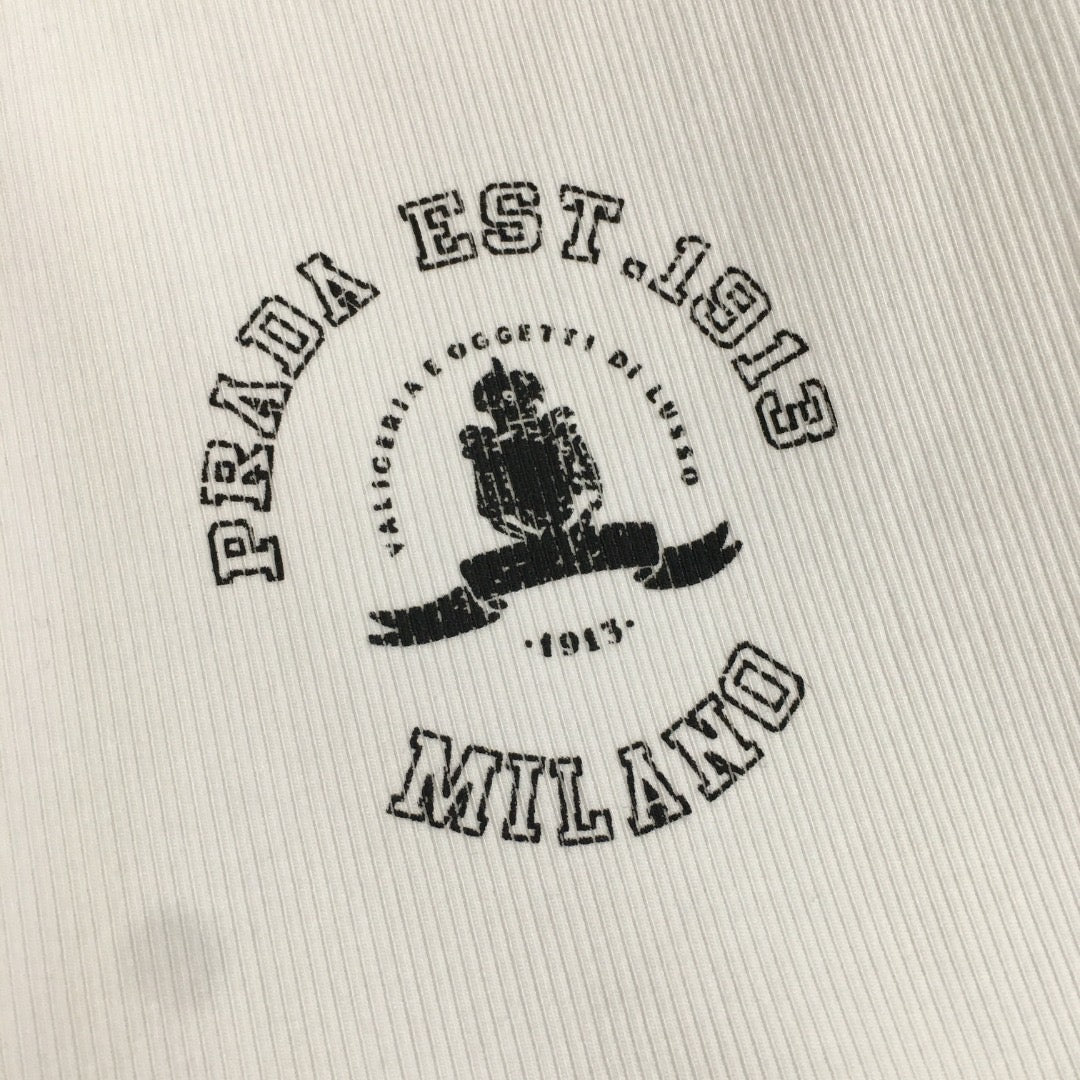 PRADA SLEEVELESS TOP STYLE 138