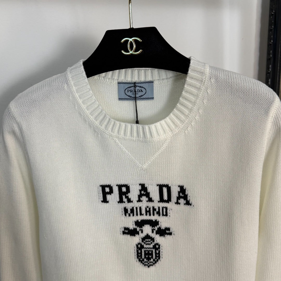PRADA KNIT TOP STYLE 33