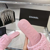 SLIPPERS LIGHT PINK SHEEPSKIN