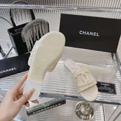 SLIPPERS WHITE SHEEPSKIN