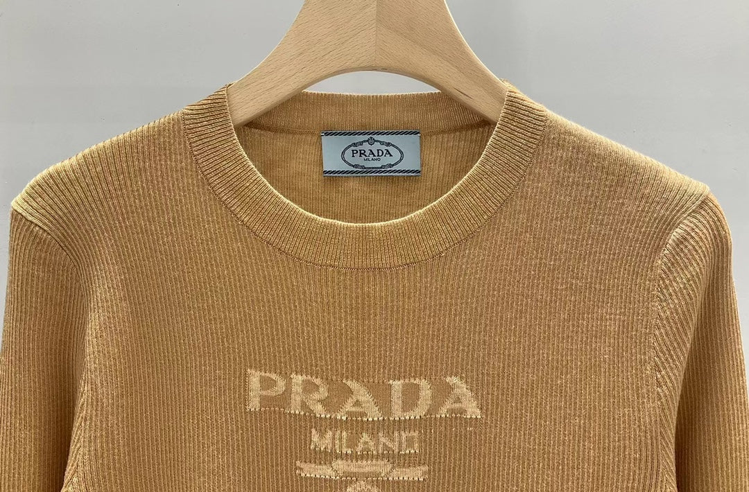 PRADA CREWNECK KNIT TOP STYLE 11