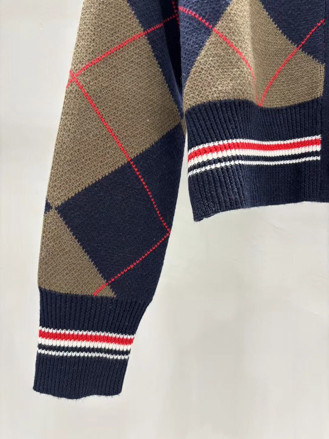 THOM 26S CARDIGAN STYLE 101