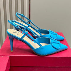 VLOGO SIGNATURUE CERULEAN BLUE PATENT LEATHER SLINGBACK PUMP 80MM