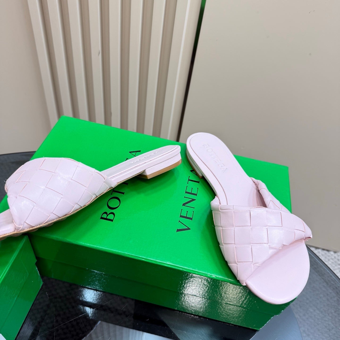 BLINK FLAT MULE IN LIGHT PINK INTRECCIATO LEATHER