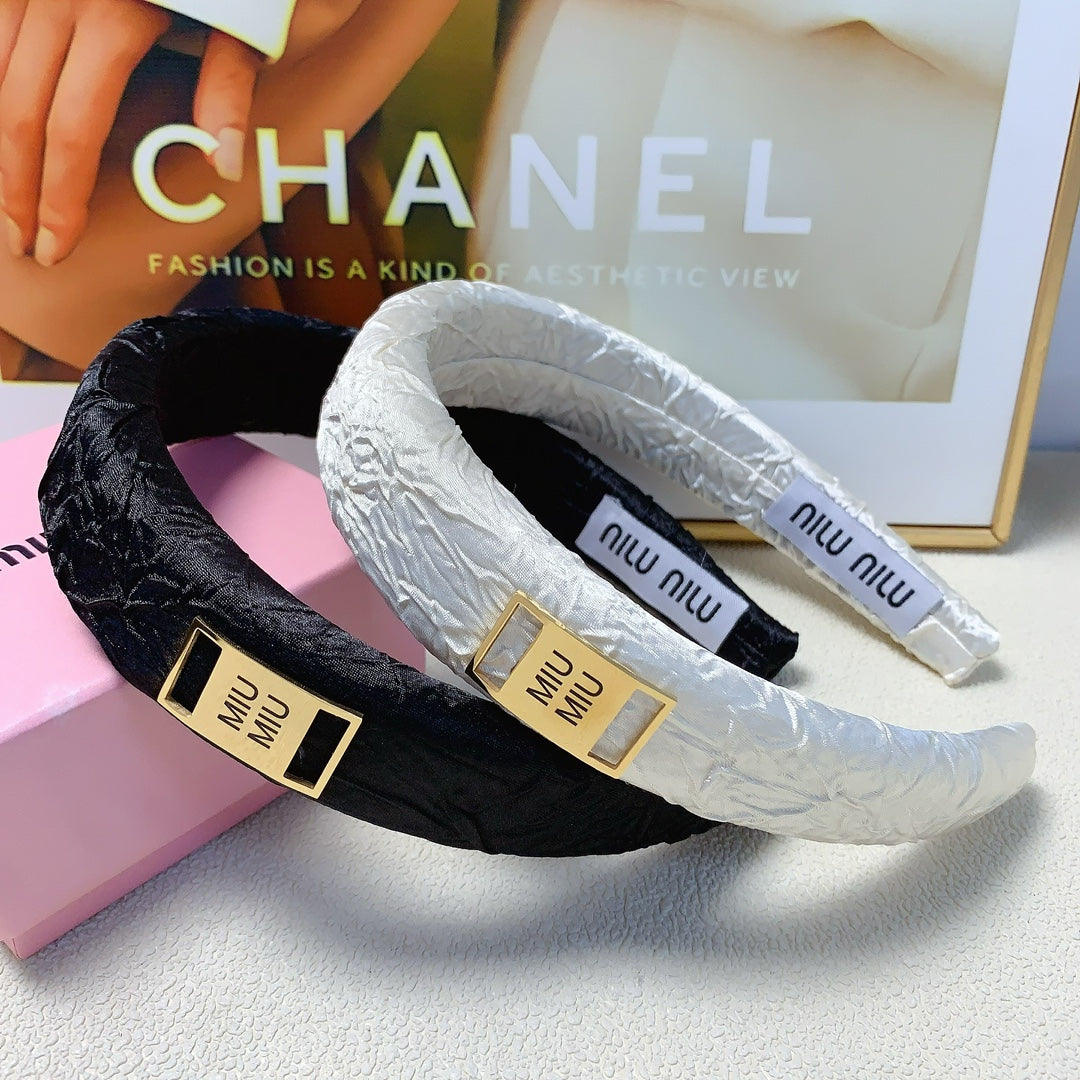 THICK HEADBAND IN WHITE WRINKLED FABRIC 171268