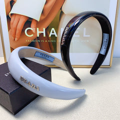 THICK HEADBAND IN BLACK GLOSSY CALFSKIN 278255