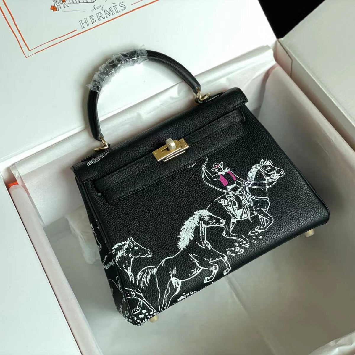 BIRKIN 25 BAG IN BLACK CALFSKIN WITH WHITE STICKER