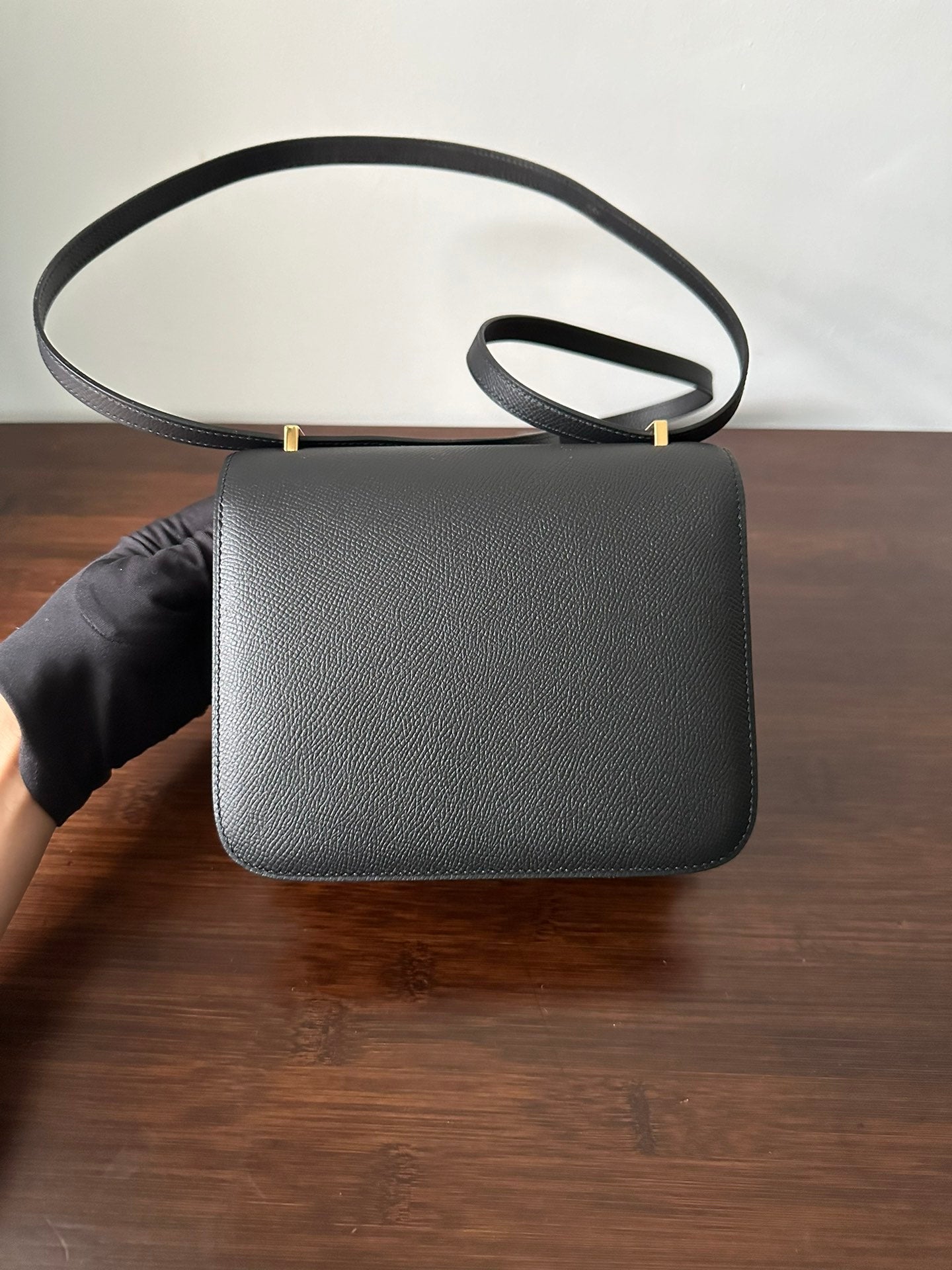 CONSTANCE 18 BLACK EPSOM GOLD HARDWARE