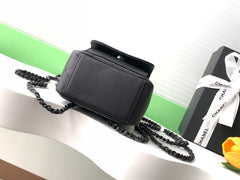 SMALL BACKPACK 25 IN BLACK CALFSKIN BLACK CHAIN