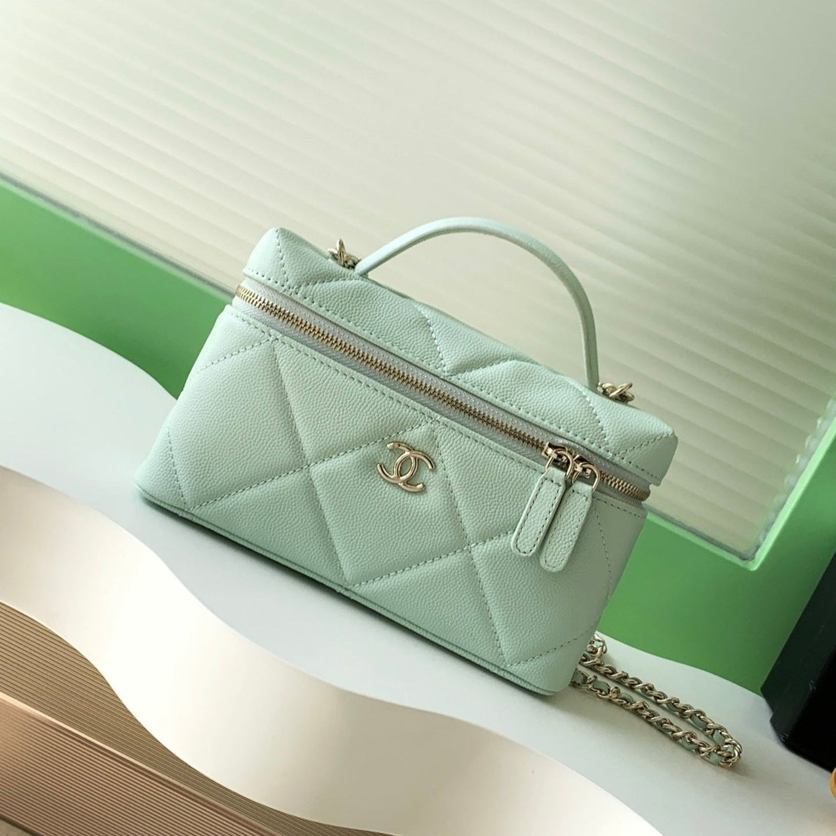 CHANEL 25S VANITY BAG 19.5 CM IN MINT GREEN LAMBSKIN