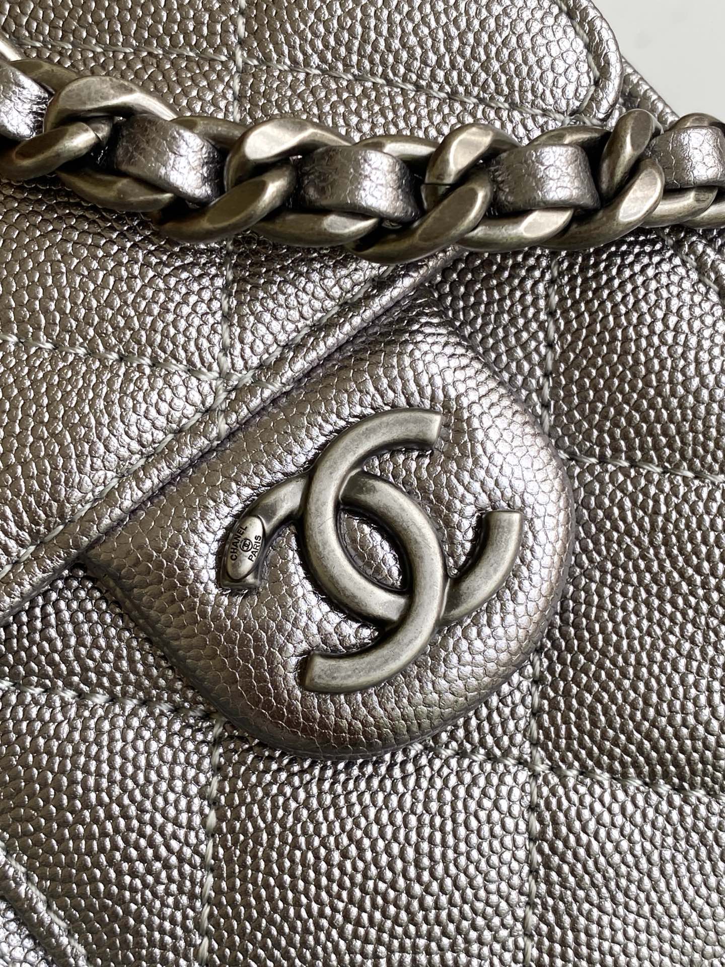 CHANEL 25S HOBO BAG 22 IN LILAC SILVER METALLIC CAVIAR