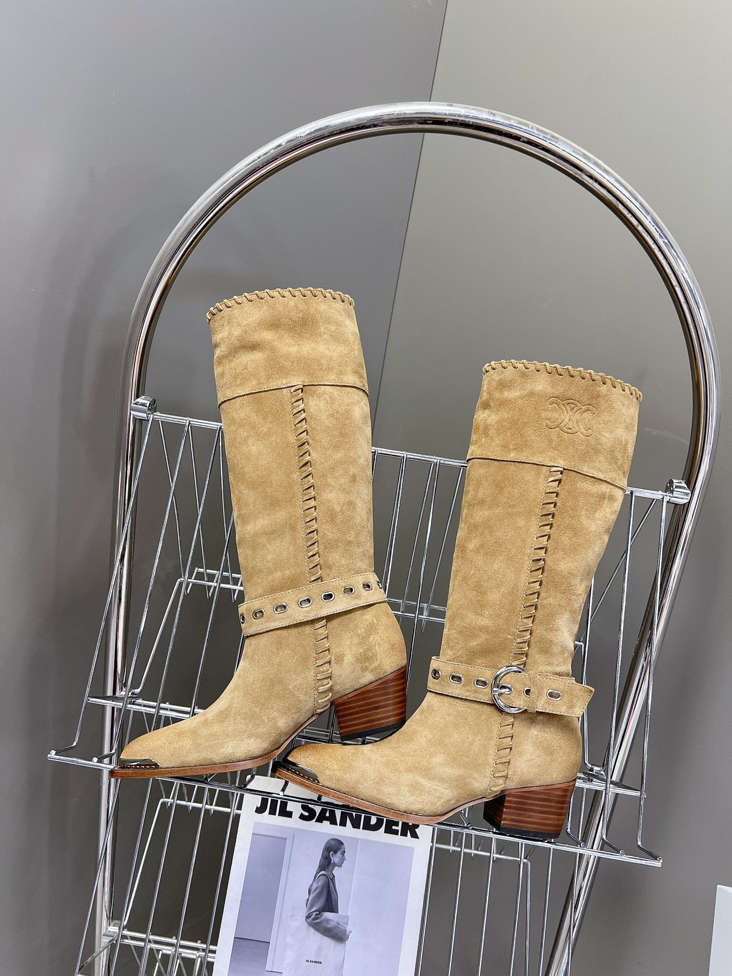 CELINE 25S BULKY LACED UP BOOTS 45MM IN LIGHT BROWN SUEDE