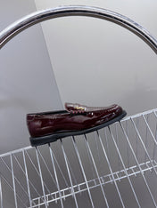 YSL 25S SAINT LAURENT LOAFERS IN BLACK CHERRY PATENT CALFSKIN