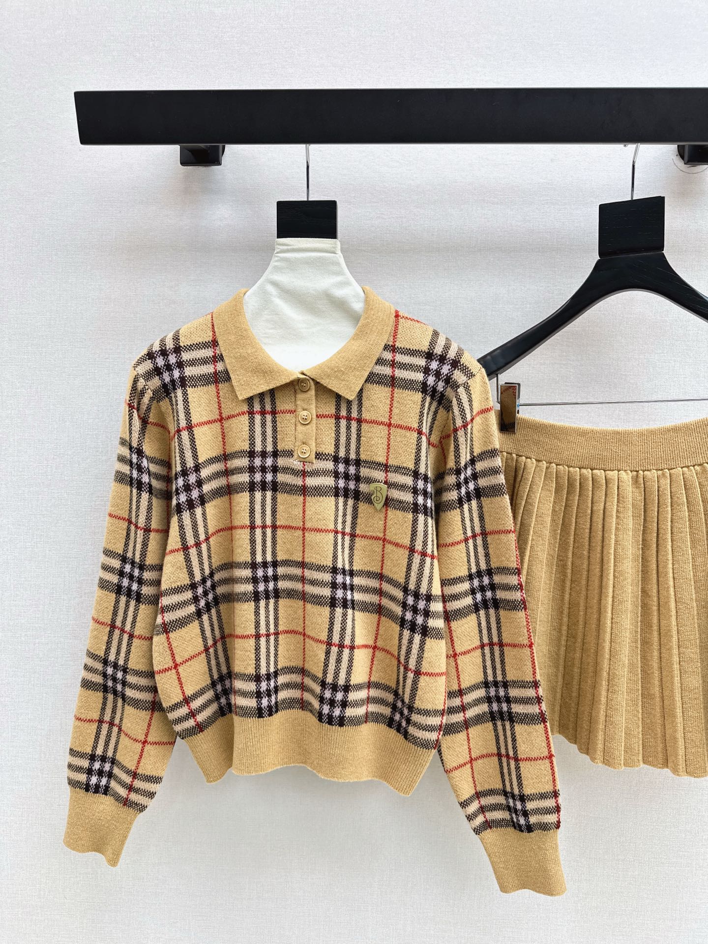 BURBERRY 25S POLO SHIRT AND SKIRT SET 0047