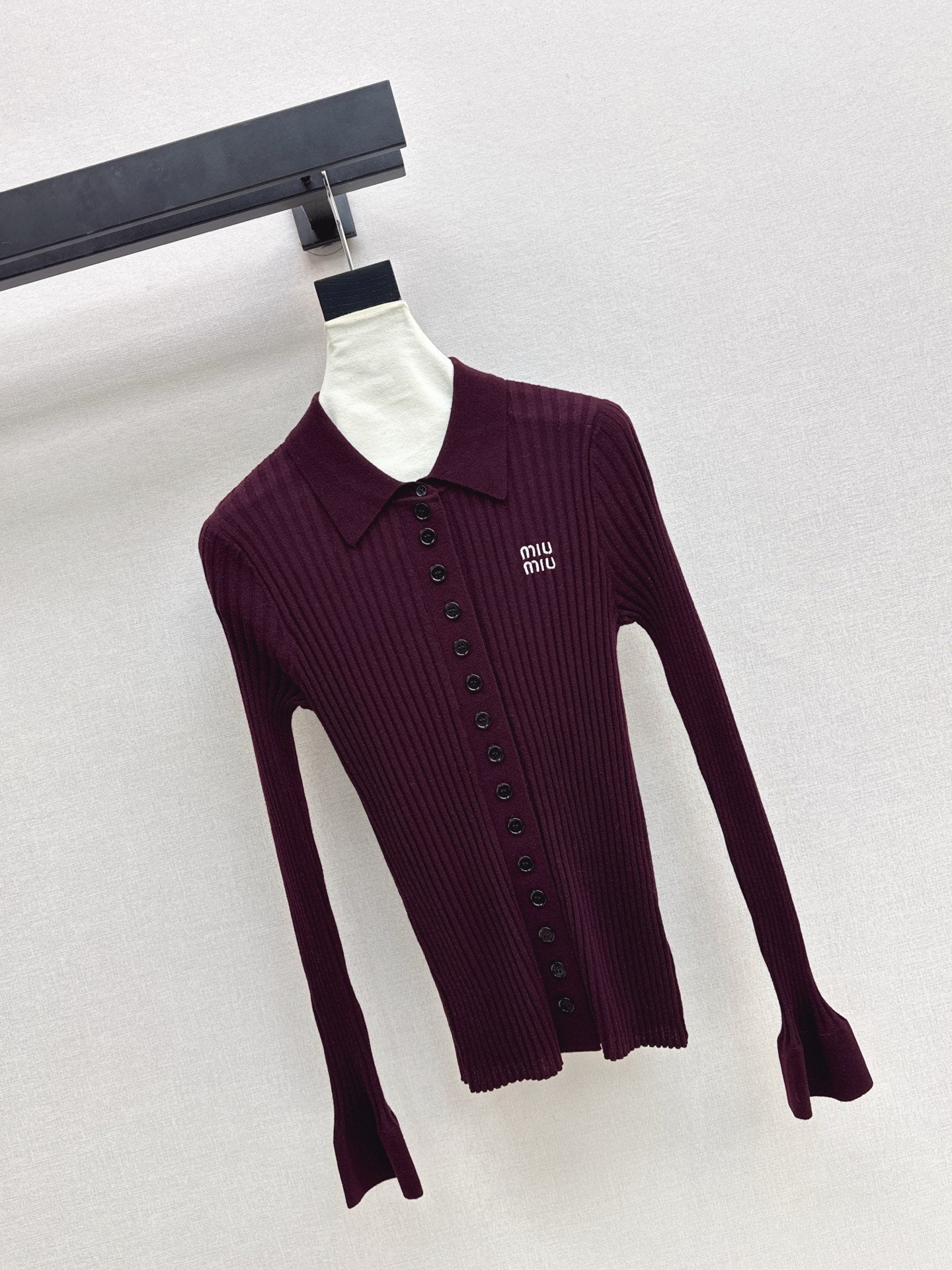 MIUMIU POLO SWEATER STYLE 829