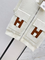 HERMES 25S SLEEVELESS KNIT VEST 235