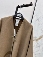 MAX MARA 25S JACQUARD CAPE COAT 009