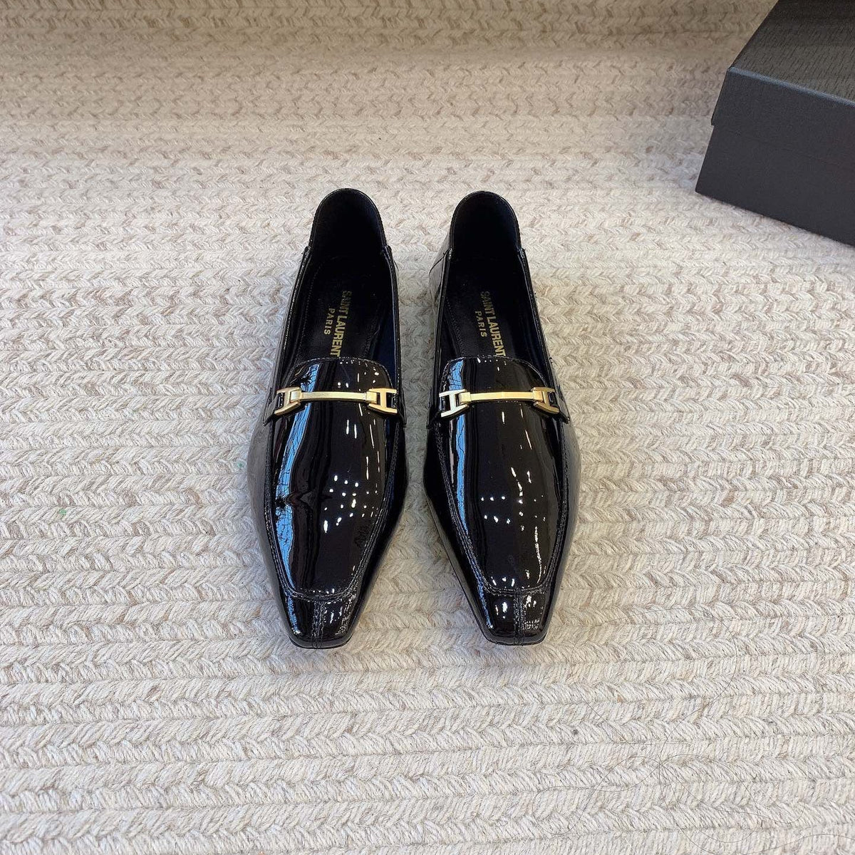 LOAFERS WITH GOLD HARDWARE IN BLACK GLOSSY CALFSKIN