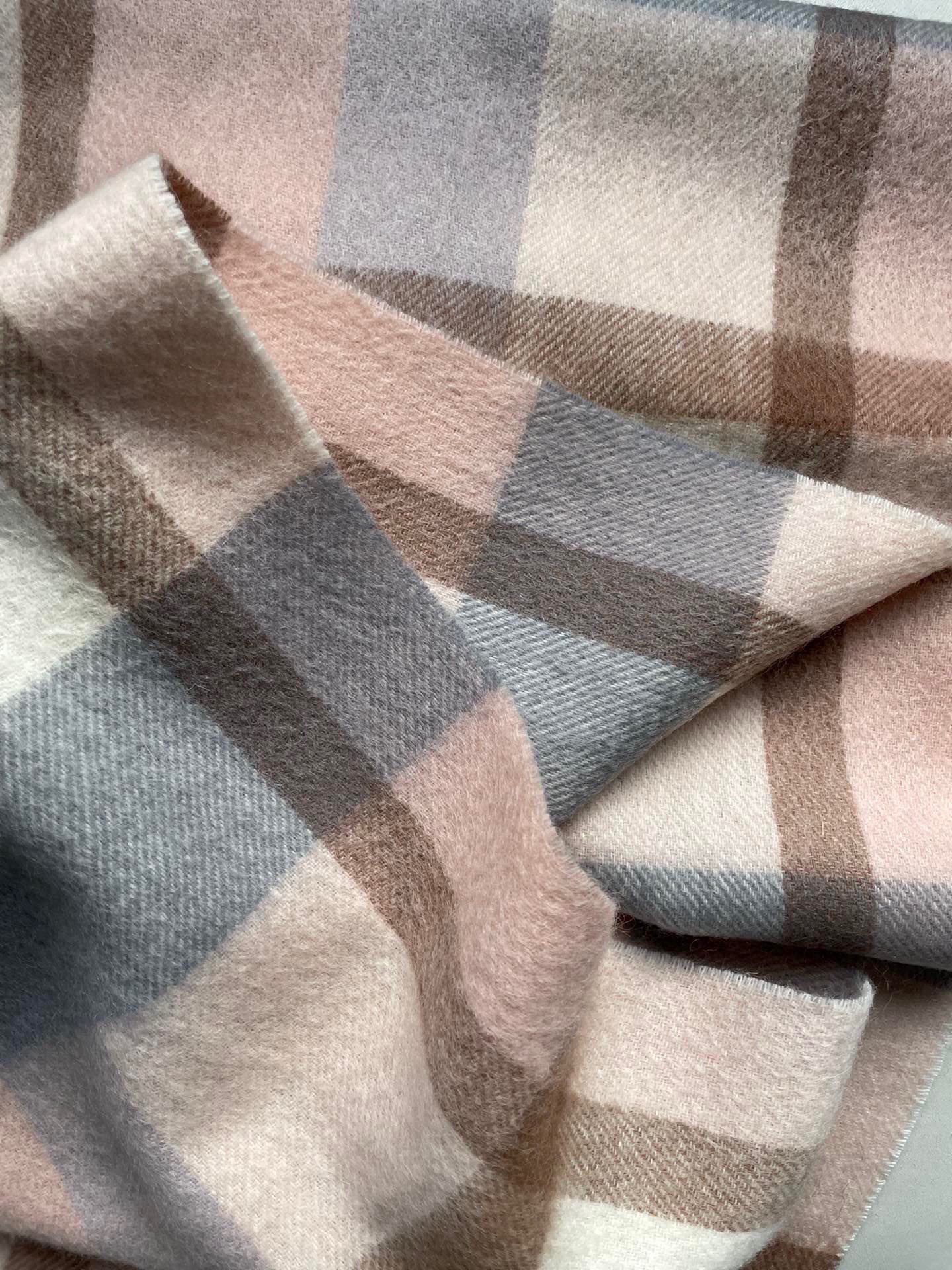 SCARF 180 CM IN LIGHT PINK CARO CASHMERE