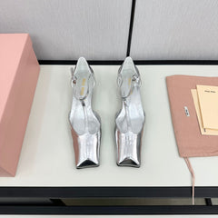 BALLET SANDAL SILVER LAMBSKIN WITH T-STRAP