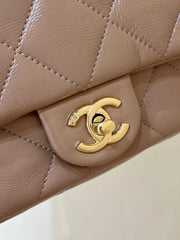 FLAP BAG WITH TOP HANDLE 19 IN BROWN LAMBSKIN GOLD HARDWARE