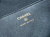 QUILTED SHOULDER BAG 21 IN BLACK LAMBSKIN WITH GOLD METALLIC