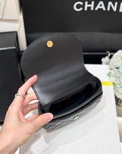 QUILTED TOP HANDLE BAG 16 IN BLACK LAMBSKIN GOLD HARDWARE