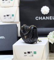 QUILTED TOP HANDLE BAG 16 IN BLACK LAMBSKIN GOLD HARDWARE