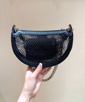 MESH POUCH 22 IN BLACK EFFECT LAMBSKIN WITH GOLD METALLIC
