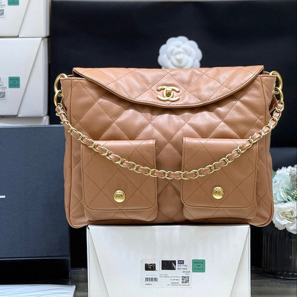 CHANEL 25S HIPPIE HOBO POSTMAN BAG 30 IN WARM TAUPE CALFSKIN GOLD HARDWARE