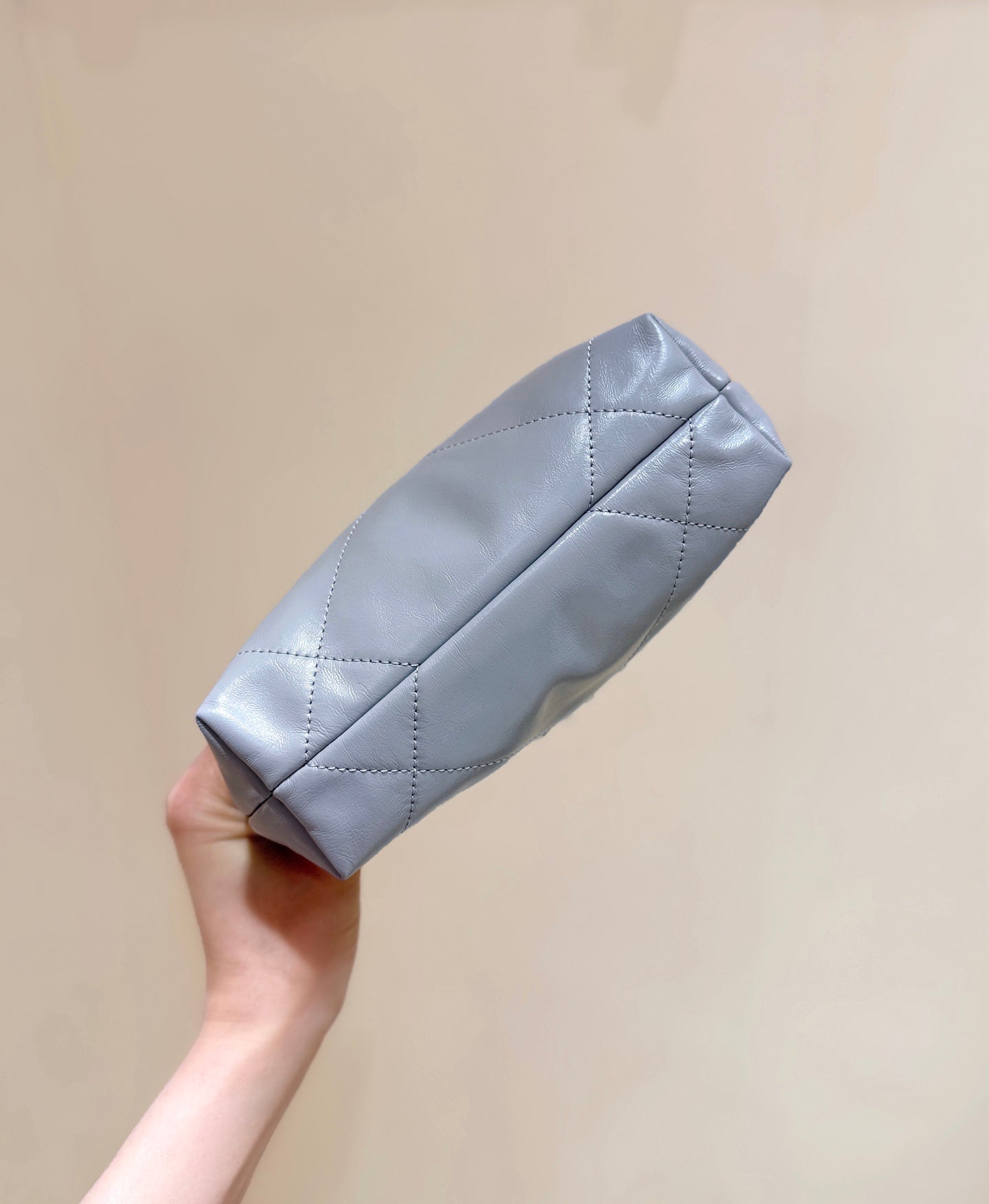 25S CHANEL HOBO MINI BAG 20 IN GREY LAMBSKIN