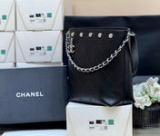CHANEL 25S LARGE BUCKET BAG 31 IN BLACK SHINY LAMBSKIN SILVER HARDWARE