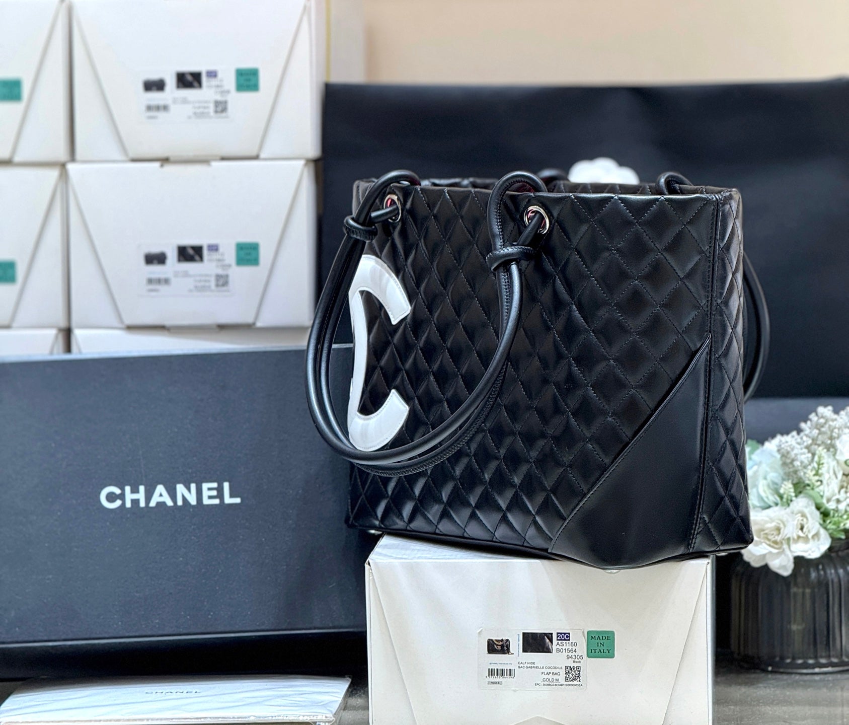 CHANEL 25S CAMBON LIGNE TOTE BAG 30 IN BLACK AND WHITE LAMBSKIN