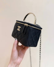 CHANEL 25S COCO CRUSH 17 IN BLACK CALFSKIN GOLD HARDWARE