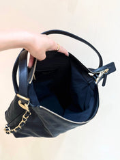 CHANEL 25S LARGE MAXIUM OLD HOBO BAG 34 IN BLACK CALFSKIN