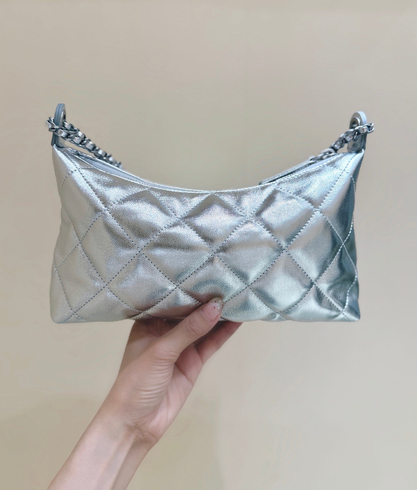CHANEL 25S HOBO BAG KABELKA 26 IN SILVER CALFSKIN