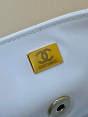 CHANEL 25S COCO CRUSH HANDLE 18 IN WHITE CALFSKIN GOLD HARDWARE