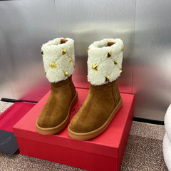 ANKLE STUDDED BOOTS IN SEPIA BROWN SUEDE AND WHITE SHEARLING LINING