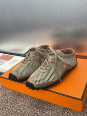 KIGA SNEAKER IN MOCHA BROWN CROCHET KNIT AND CALFSKIN