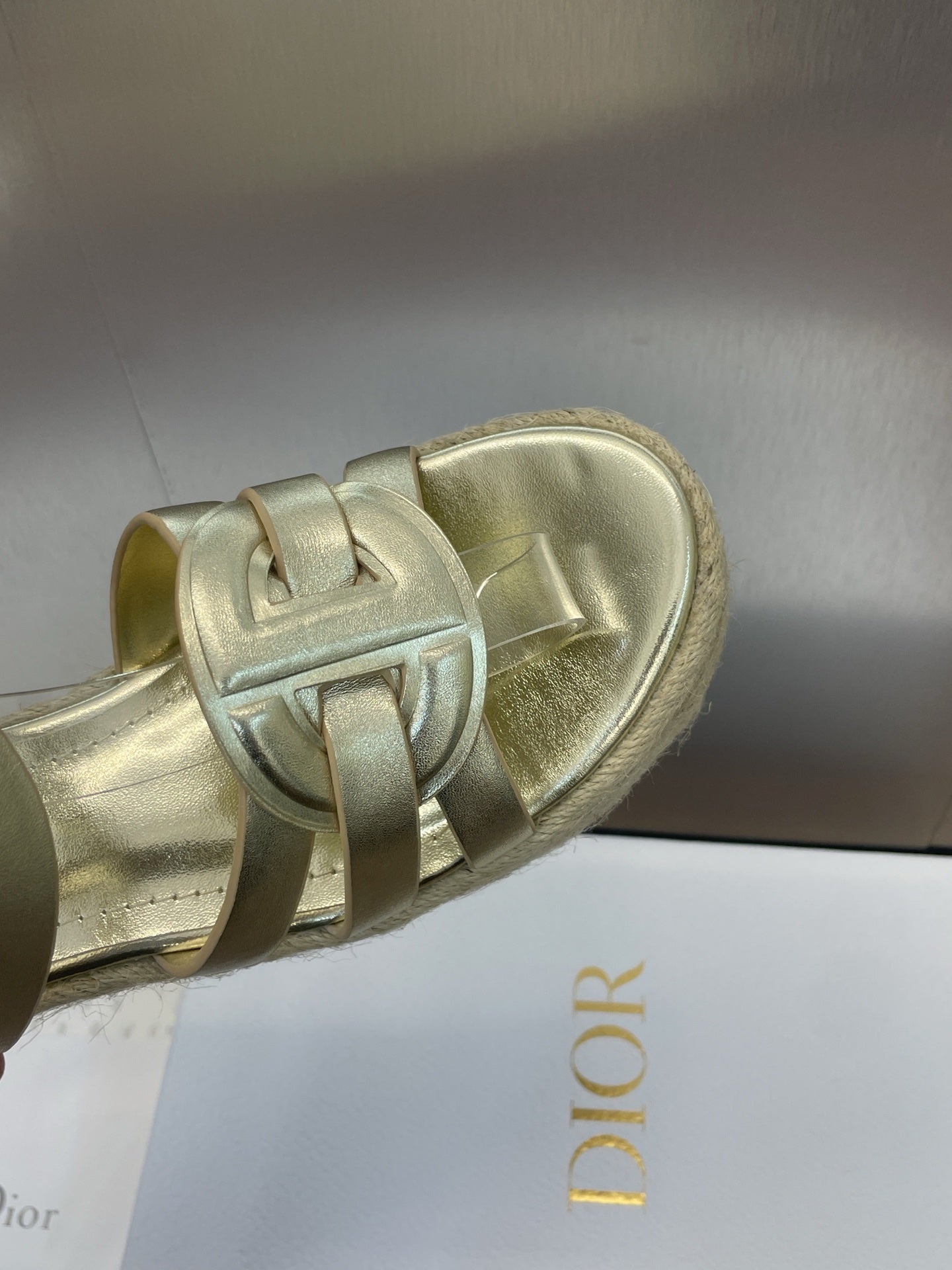 D-CLUB 25S HIGH HEEL WEDGE 100MM IN GOLD GLOSSY CALFSKIN RAFFIA SOLE