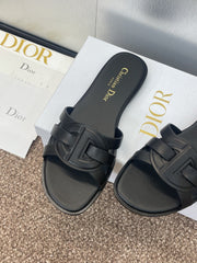 D-CLUB SLIDE SANDAL 25S IN BLACK CALFSKIN