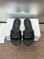 D-CLUB SLIDE SANDAL 25S IN BLACK CALFSKIN