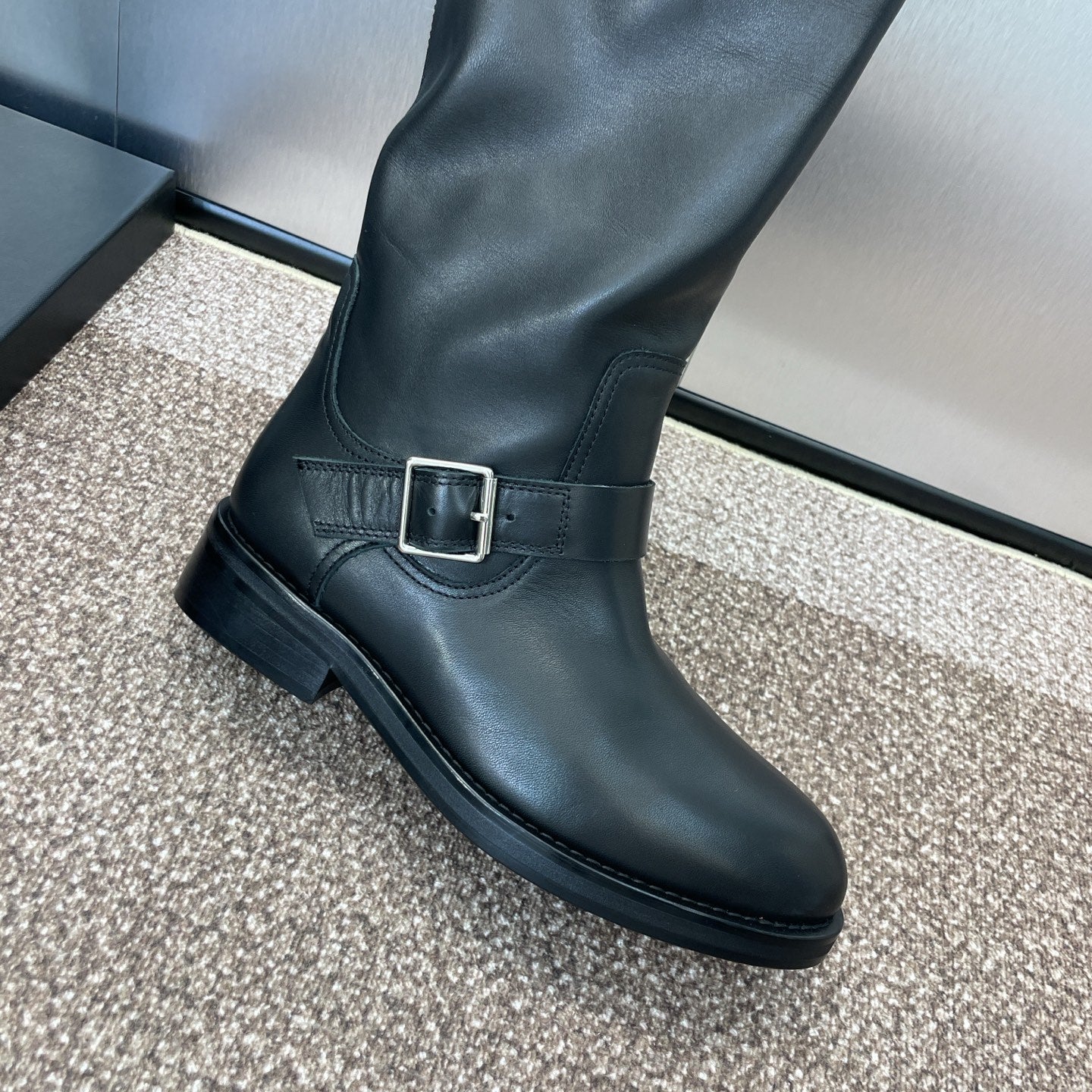 YSL 25S KNEE-HIGH BOOTS 30 MM IN BLACK LAMBSKIN WITH SILVER HARDWARE