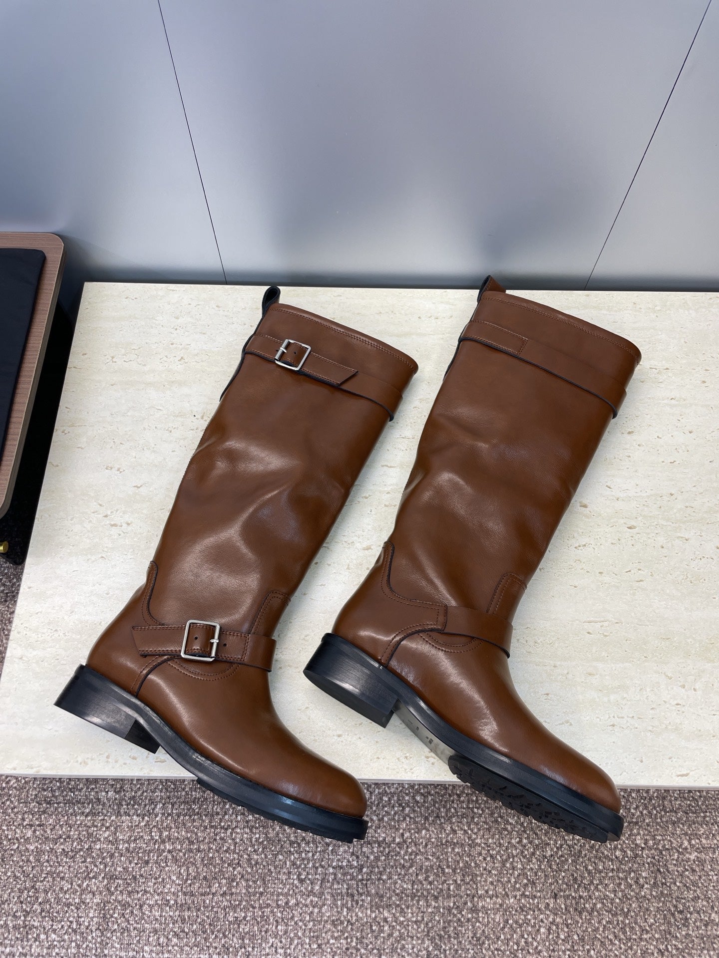 YSL 25S KNEE-HIGH BOOTS 30 MM IN BROWN LAMBSKIN WITH SILVER HARDWARE