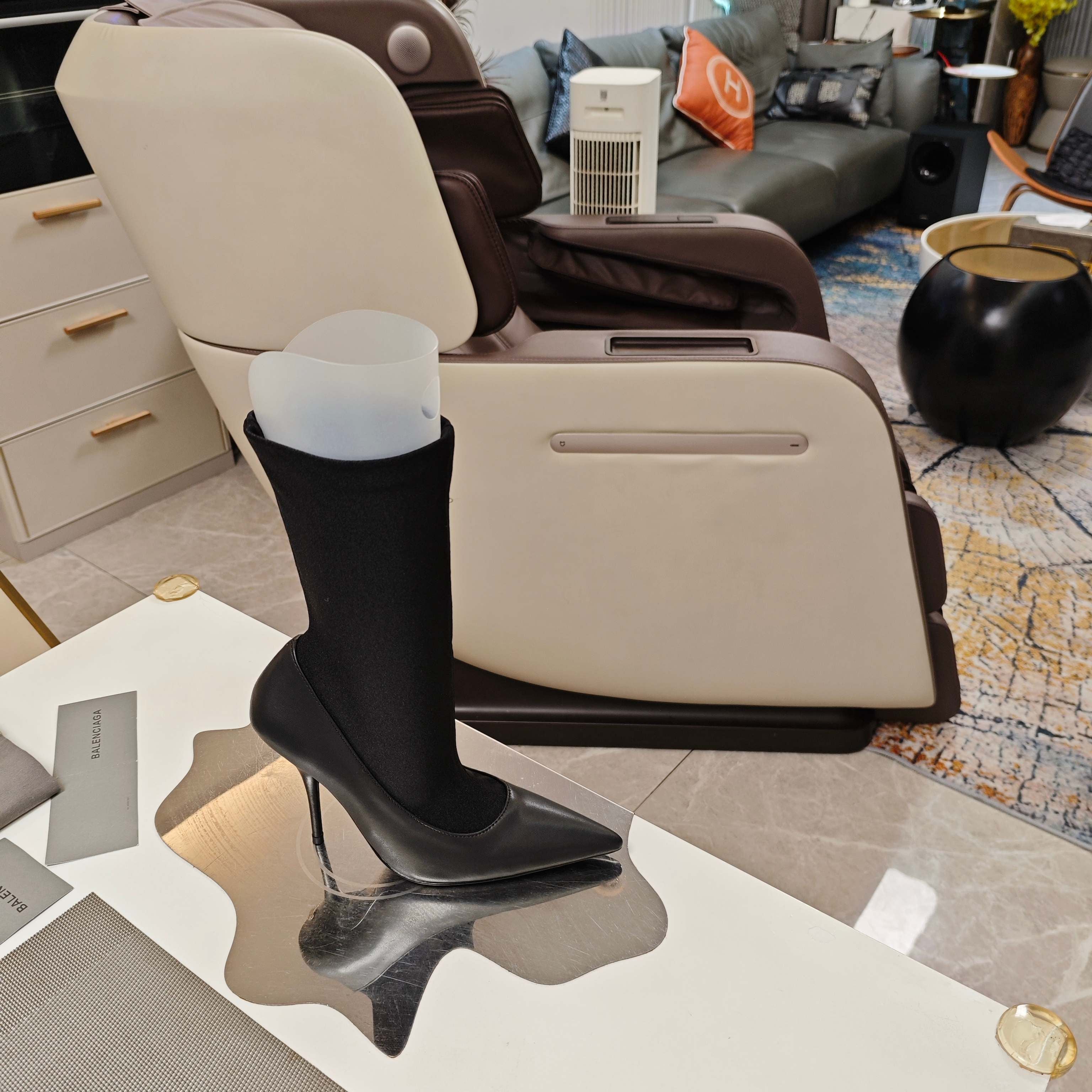 BALENCIAGA 25S POINTED-TOE HIGH HEELS 90 MM IN BLACK FABRIC AND CALFSKIN STYLE 4