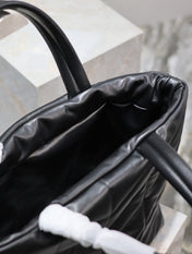 PUFFER LARGE TOTE BAG 57 IN BLACK NAPA LAMBSKIN