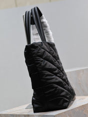 PUFFER LARGE TOTE BAG 57 IN BLACK SILK