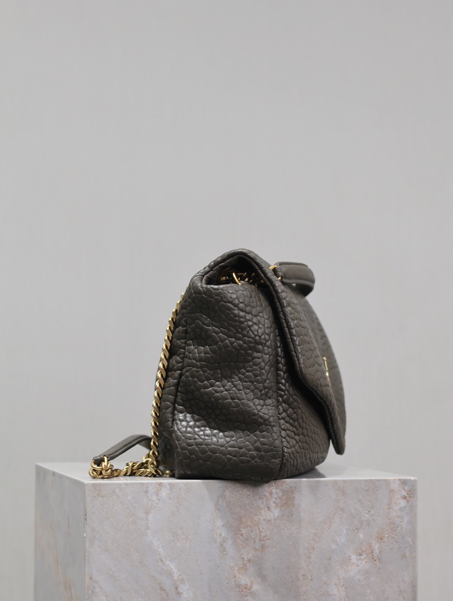 YSL 25S CALYPSO BAG 38 IN ARMY GREEN GRAINED LAMBSKIN GOLD HARDWARE